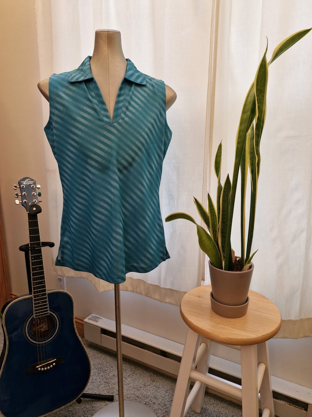 Tournament Collection Teal Striped Sleeveless V-Neck Blouse